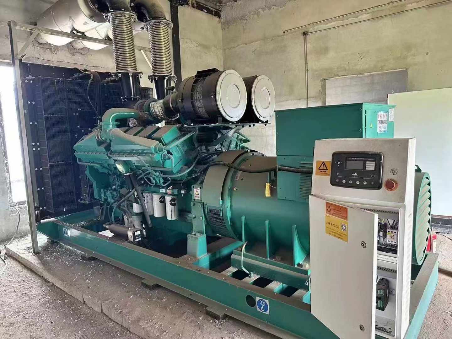 民乐无功补偿装置的性能评估需要考虑哪些因素？