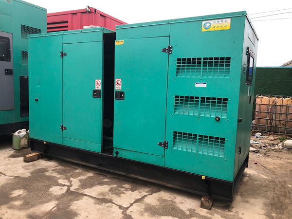 民乐怎样合理控制磷酸铁锂蓄电池的充放电倍率以延长其使用寿命？